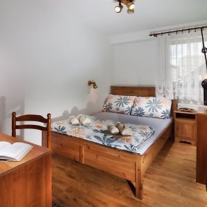 Mały pokój dwuosobowy